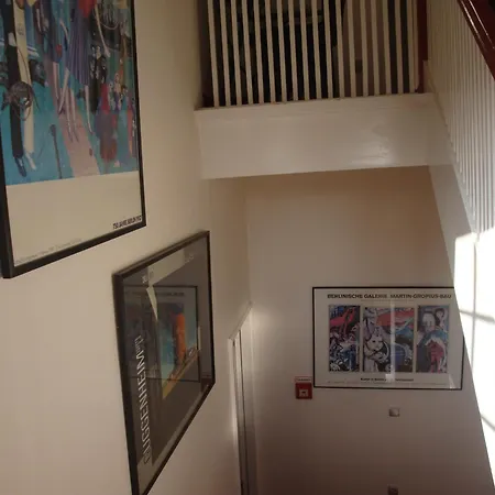 ゲストハウス ランドハウス シュラステンジー ベルリン