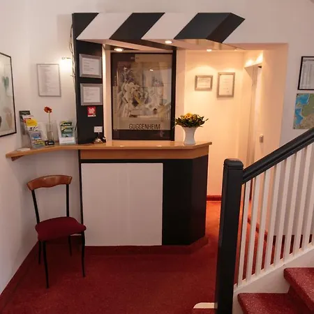 ランドハウス シュラステンジー ベルリン