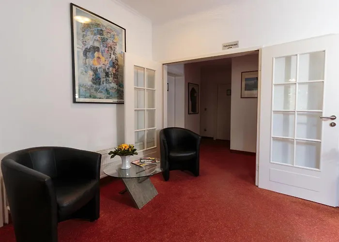 Konukevi Schlachtensee 3*